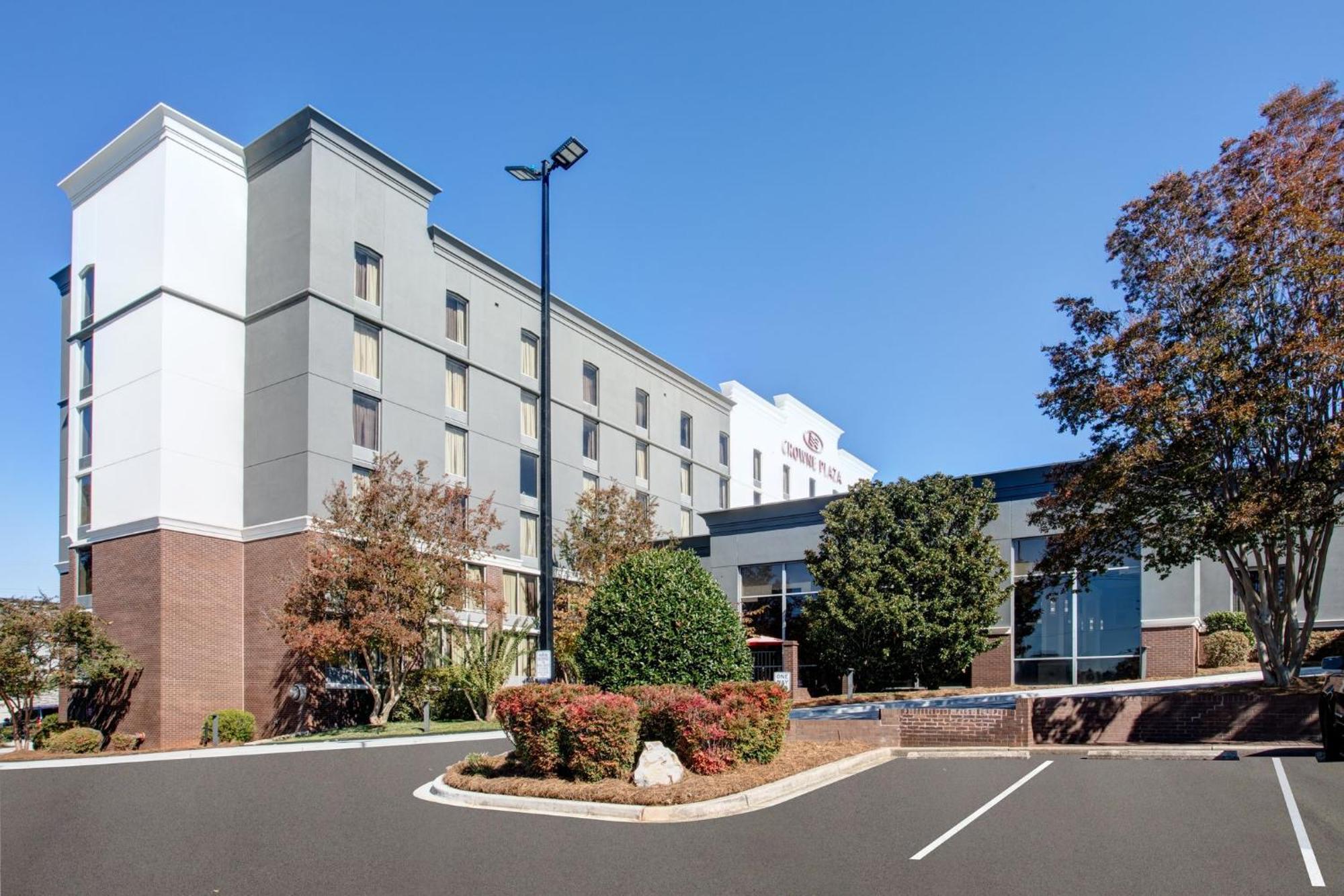Crowne Plaza Greenville By Ihg Exterior foto